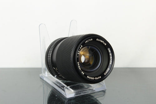 Olympus OM - System Zuiko Auto - Zoom 35 - 105mm f/3.5 - 4.5 - Dutch|Thrift