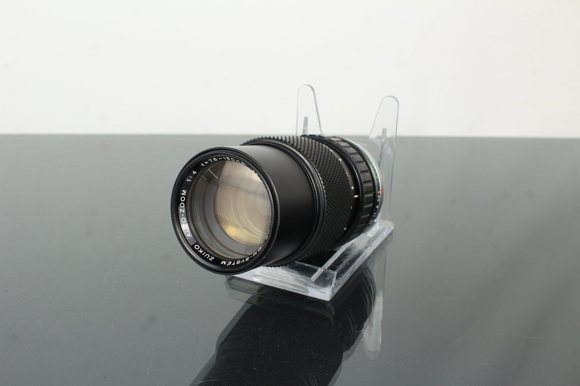 Olympus OM - System Zuiko Auto - Zoom 75 - 150mm f/4 - Dutch|Thrift