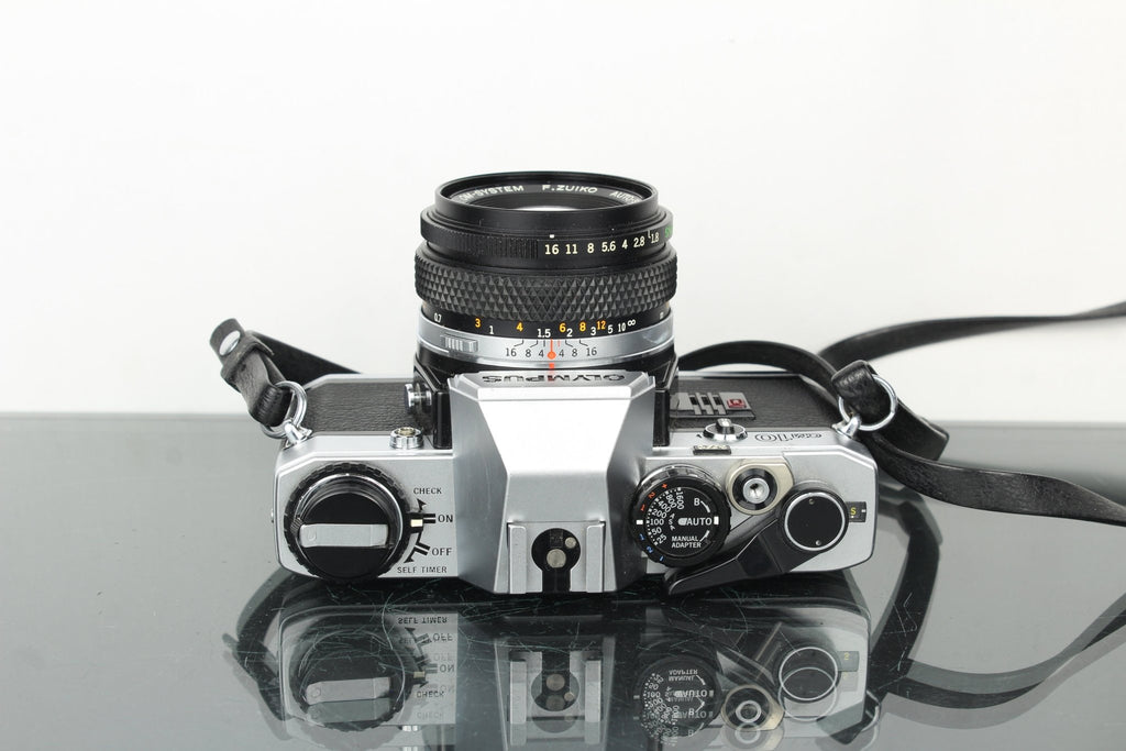 Olympus OM10 + 50mm 1.8 Olympus OM lens - Dutch|Thrift