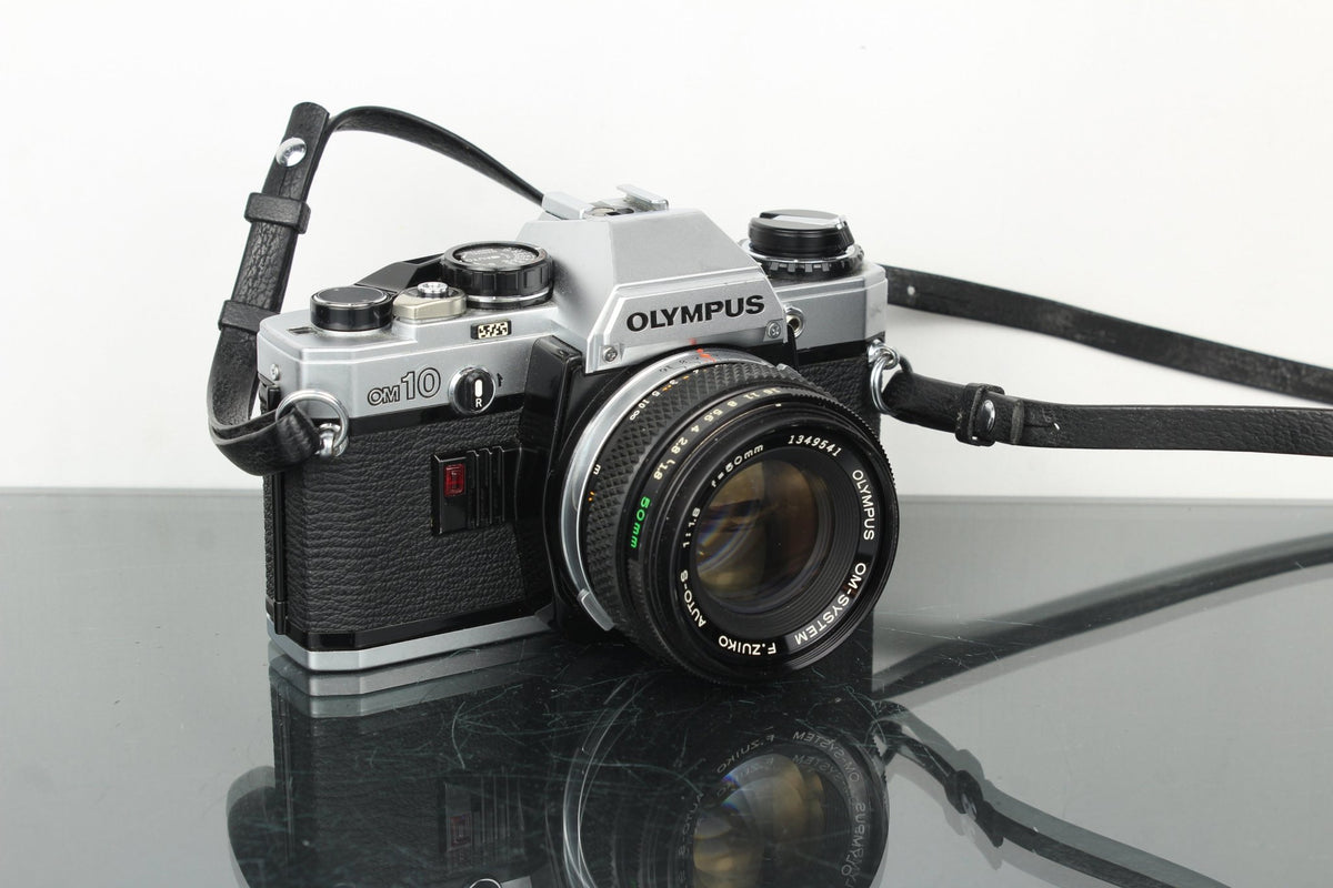 Olympus OM10 + 50mm 1.8 Olympus OM lens - Dutch|Thrift