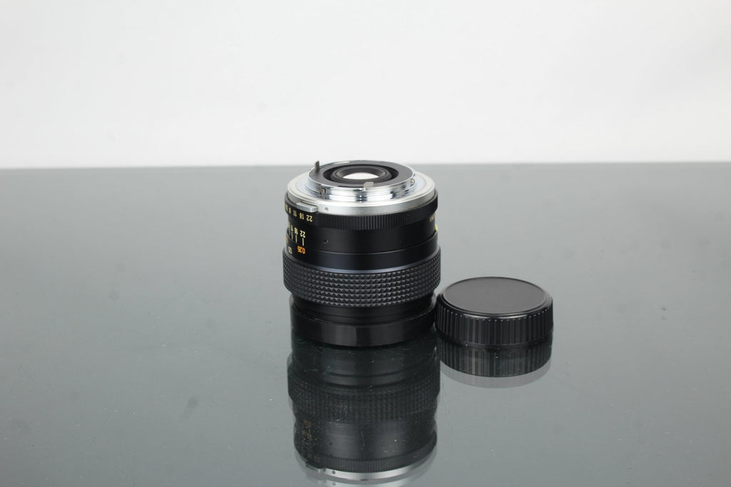 Olympus OM10 + 50mm 1.8 Olympus OM - mount lens - Dutch|Thrift
