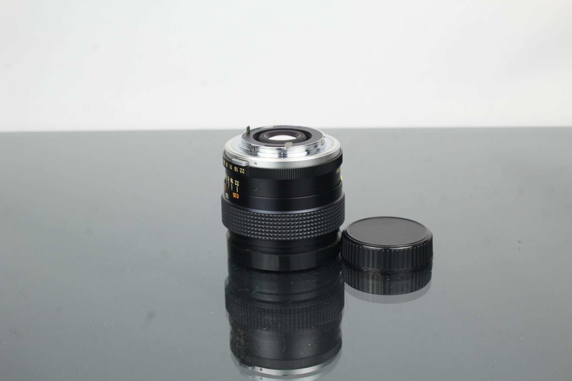Olympus OM10 + 50mm 1.8 Olympus OM - mount lens - Dutch|Thrift