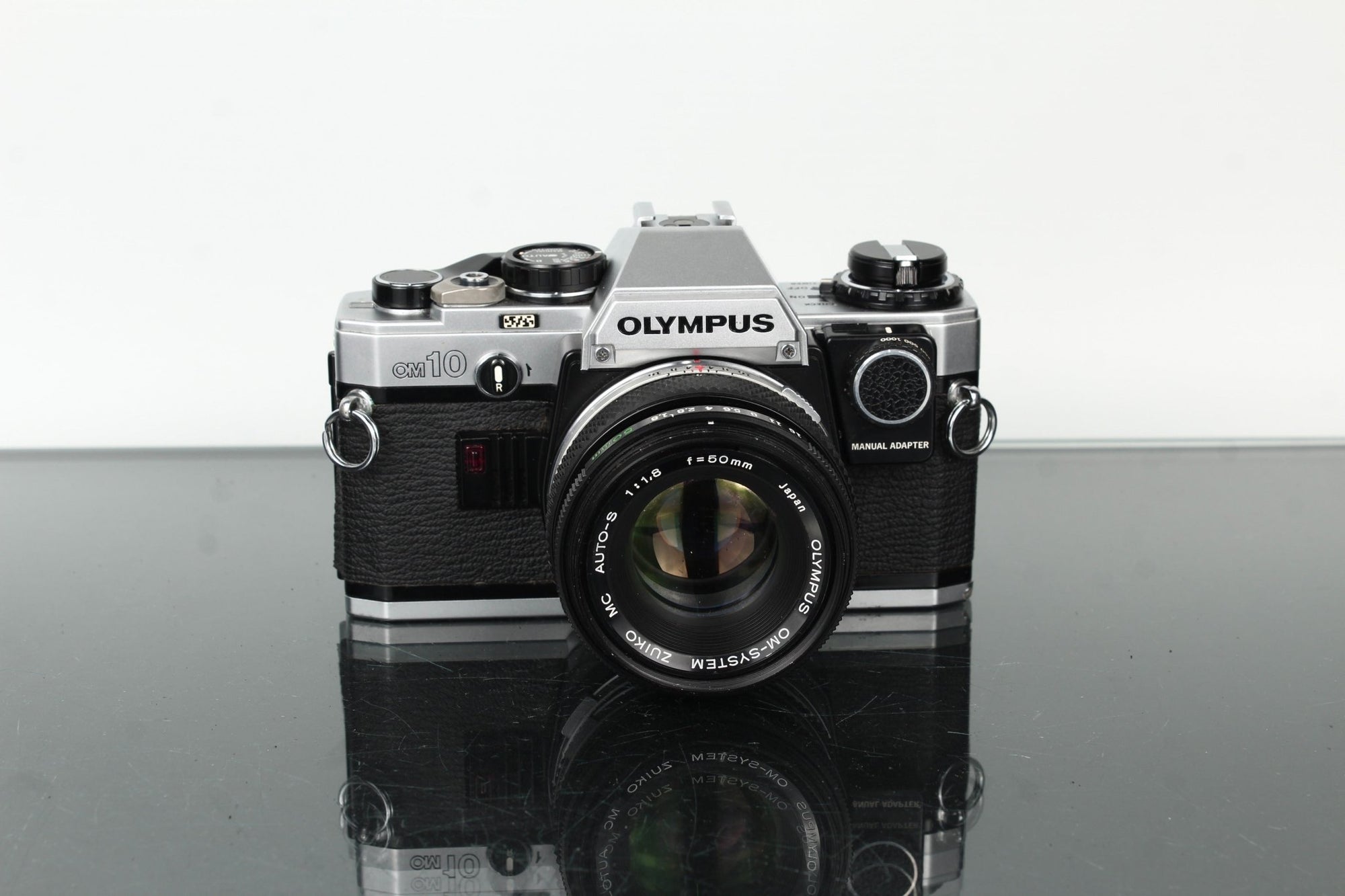 Olympus OM10 + Auto - S 50mm f/1.8 - Dutch|Thrift