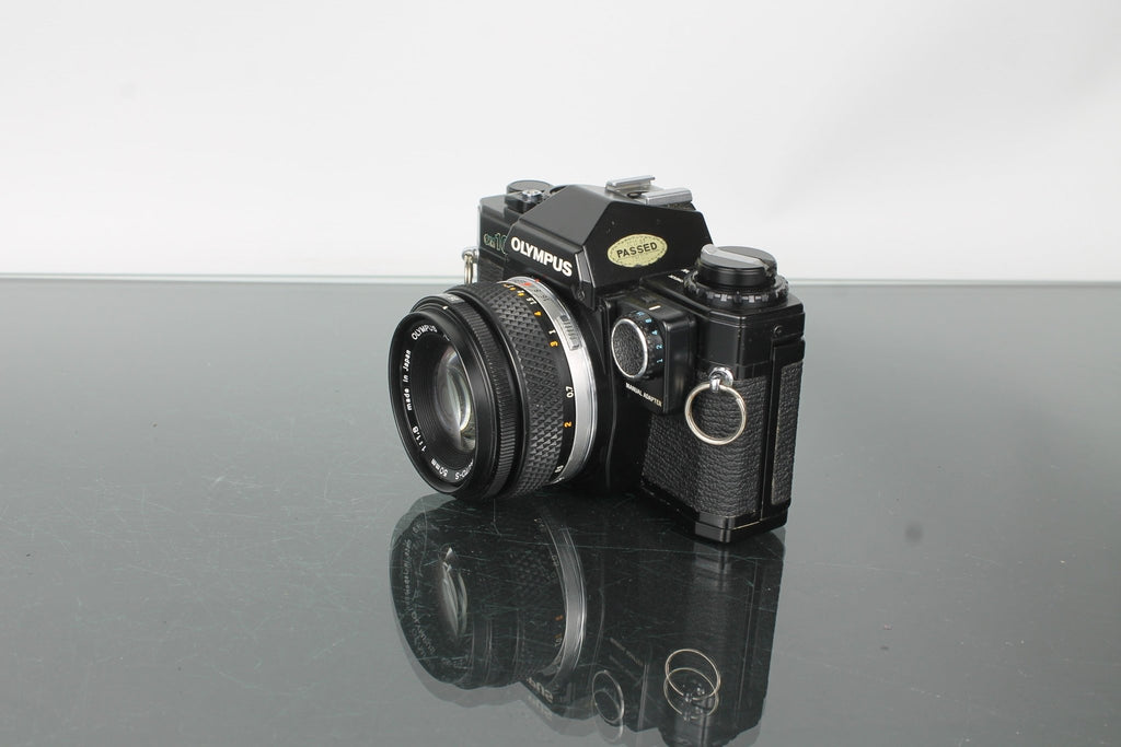 Olympus OM10 + Olympus Auto - S 50mm 1:1.8 - Dutch|Thrift