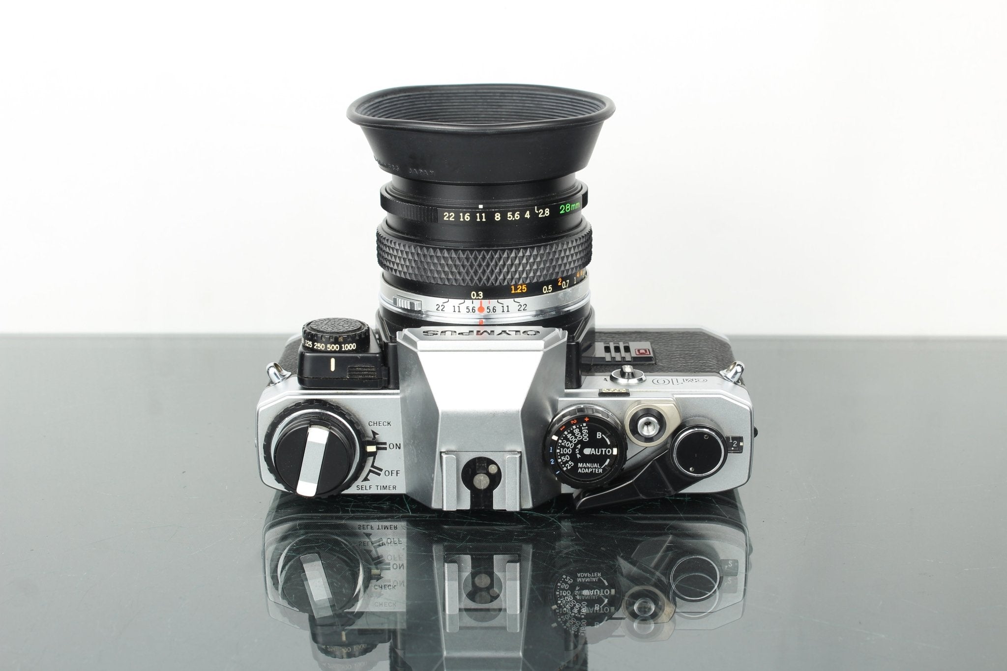 OLYMPUS　OM-1N（28mmf2.8、データバック4付属） 25．OLYMPUS OM-1にRECORDATA BACK1を装着してみた＜カメラ＞｜神成