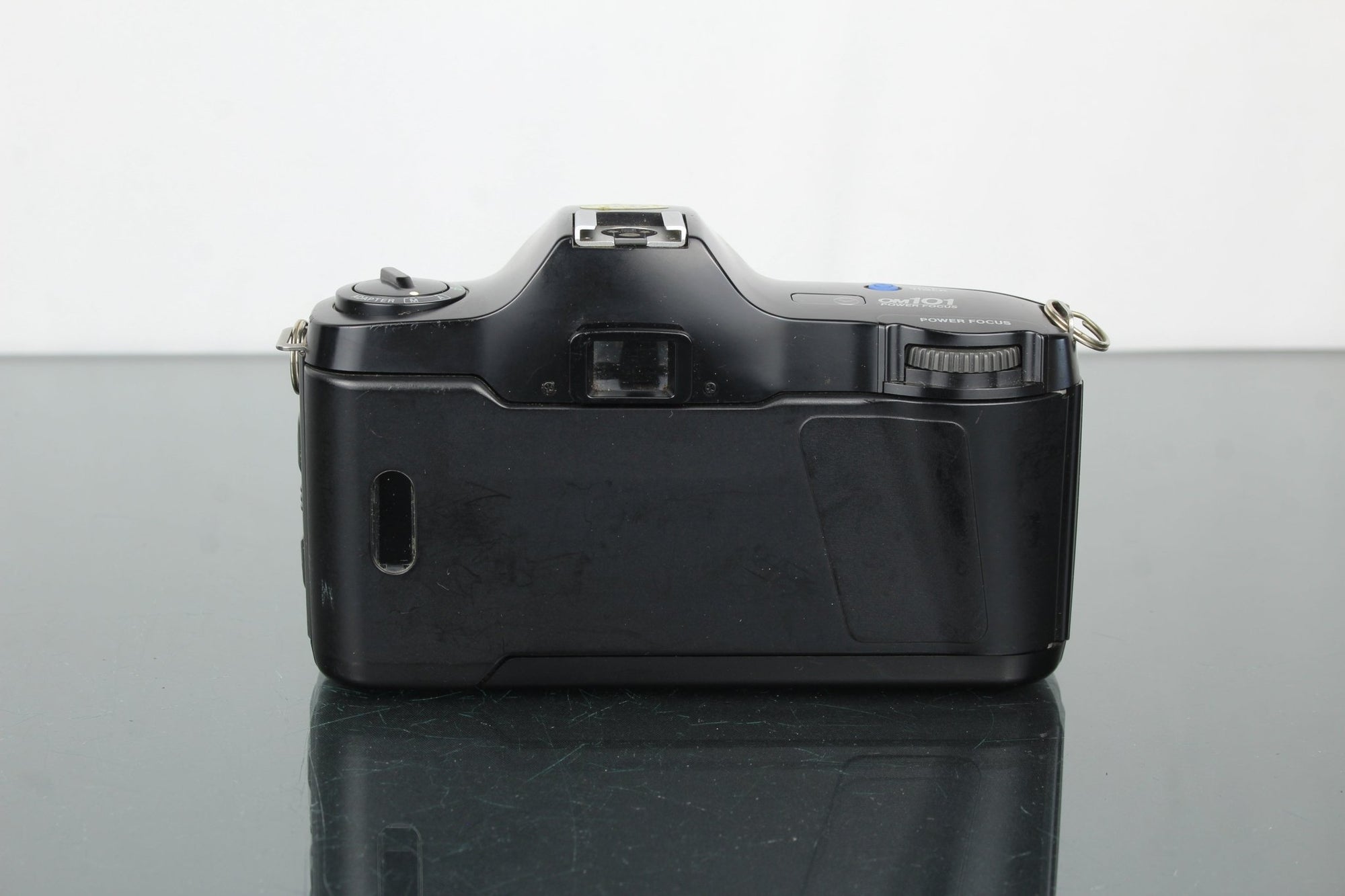 Olympus OM101 + Olympus lens 50mm 1:2 PF - Dutch|Thrift