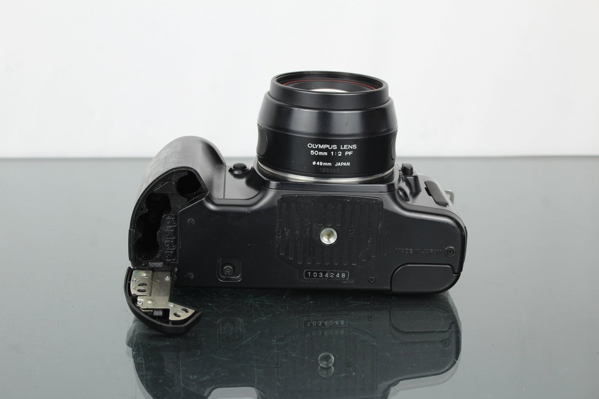 Olympus OM101 + Olympus lens 50mm 1:2 PF - Dutch|Thrift