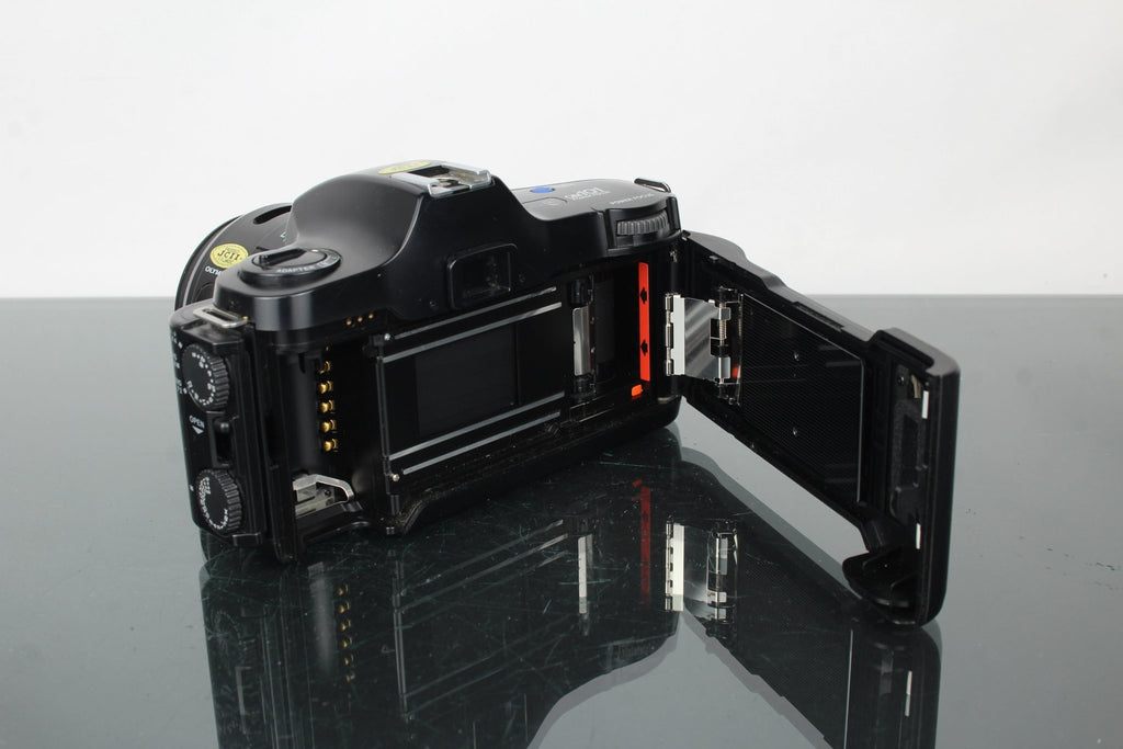 Olympus OM101 Power Focus + 50mm lens - Dutch|Thrift