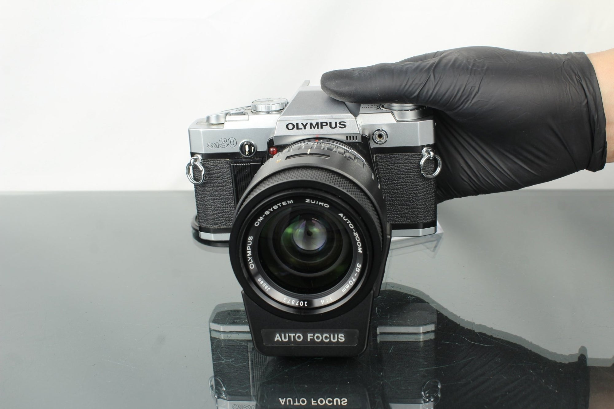 Olympus OM30 + Olympus Auto - Zoom 35 - 70mm 1:4 lens - Dutch|Thrift