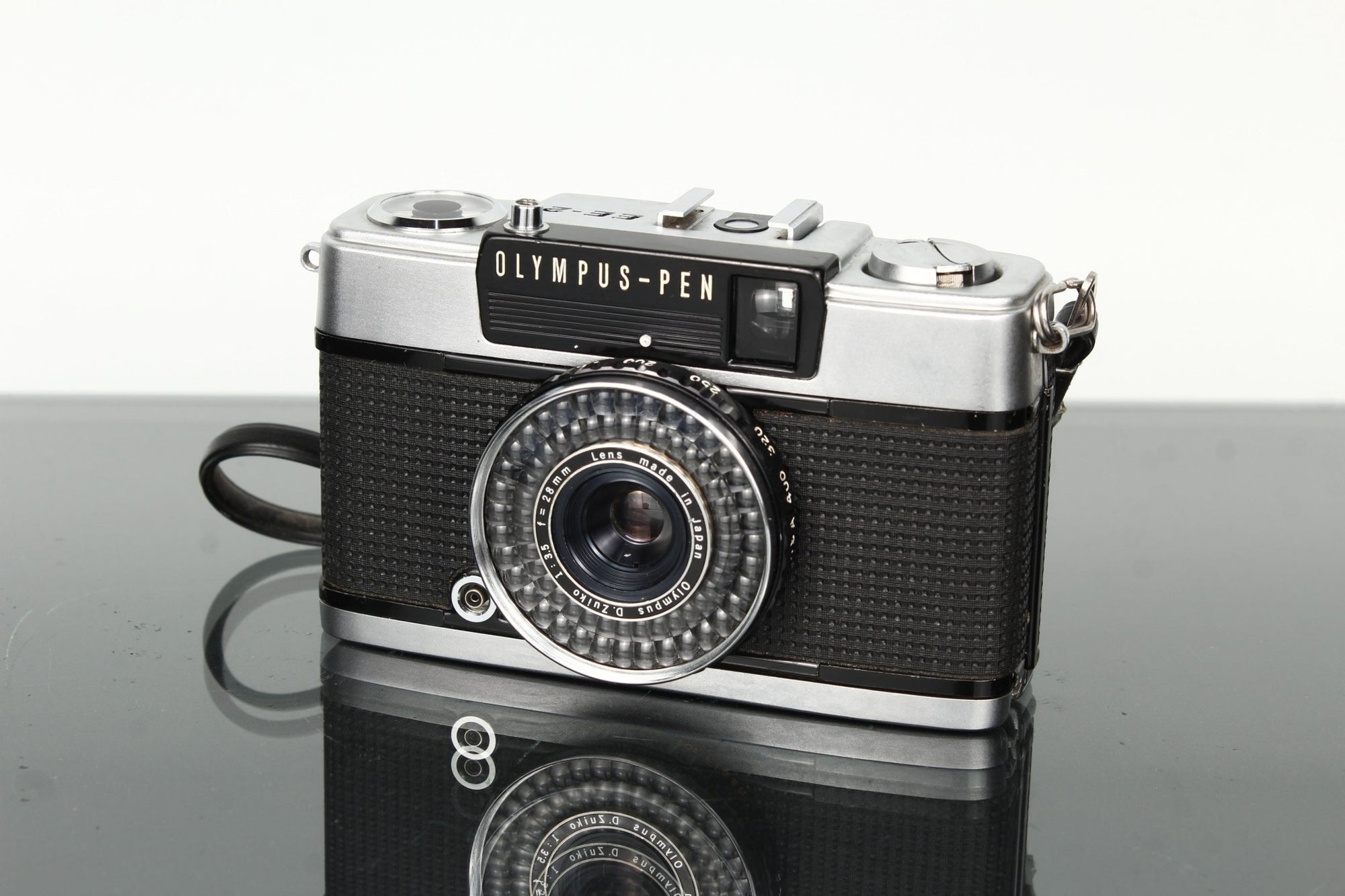 Olympus Pen EE - 2 - Dutch|Thrift