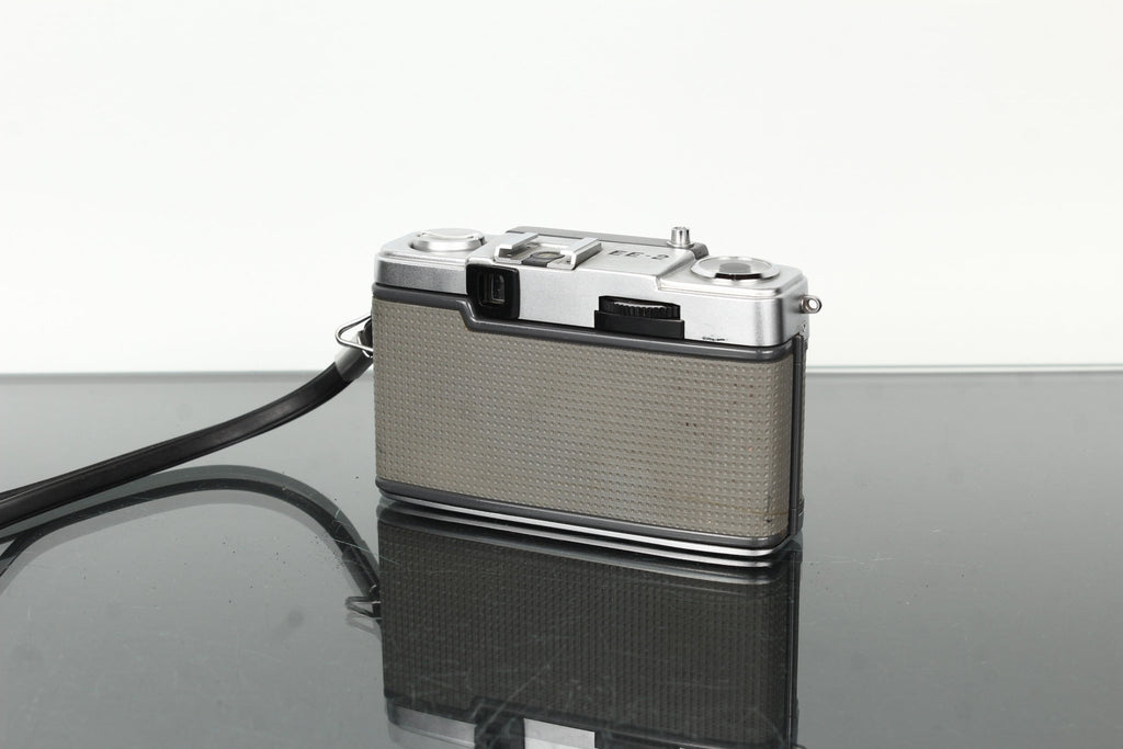 Olympus Pen EE - 2 - Dutch|Thrift