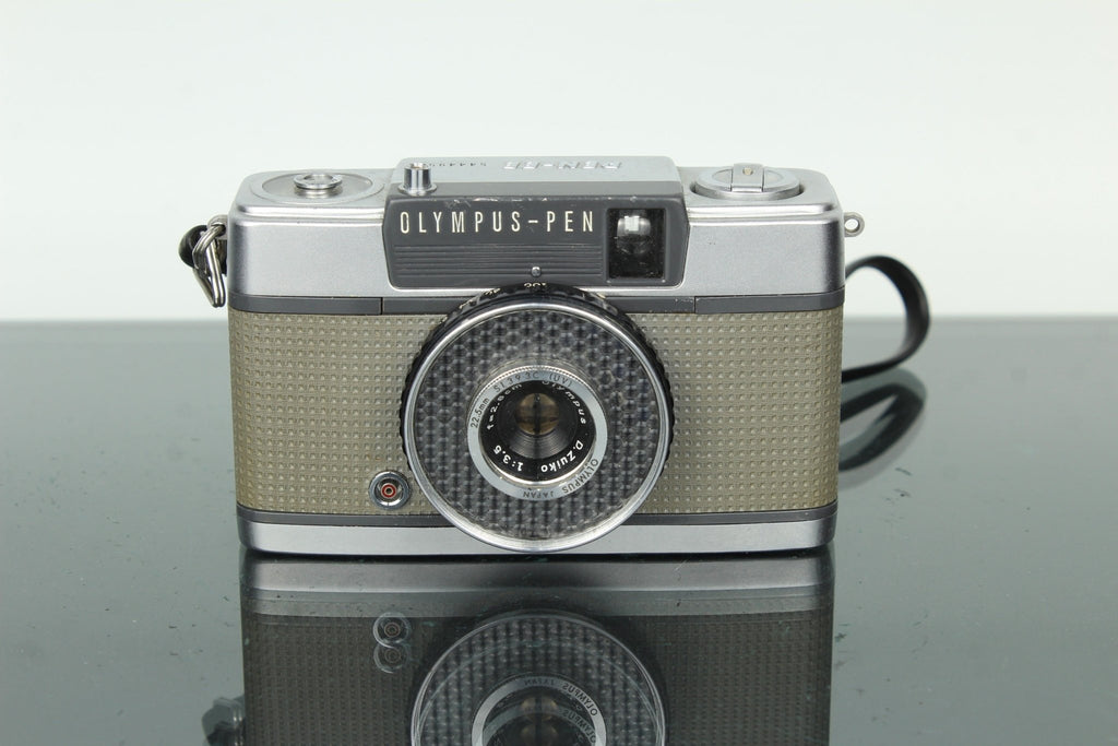 Olympus Pen EE - Dutch|Thrift