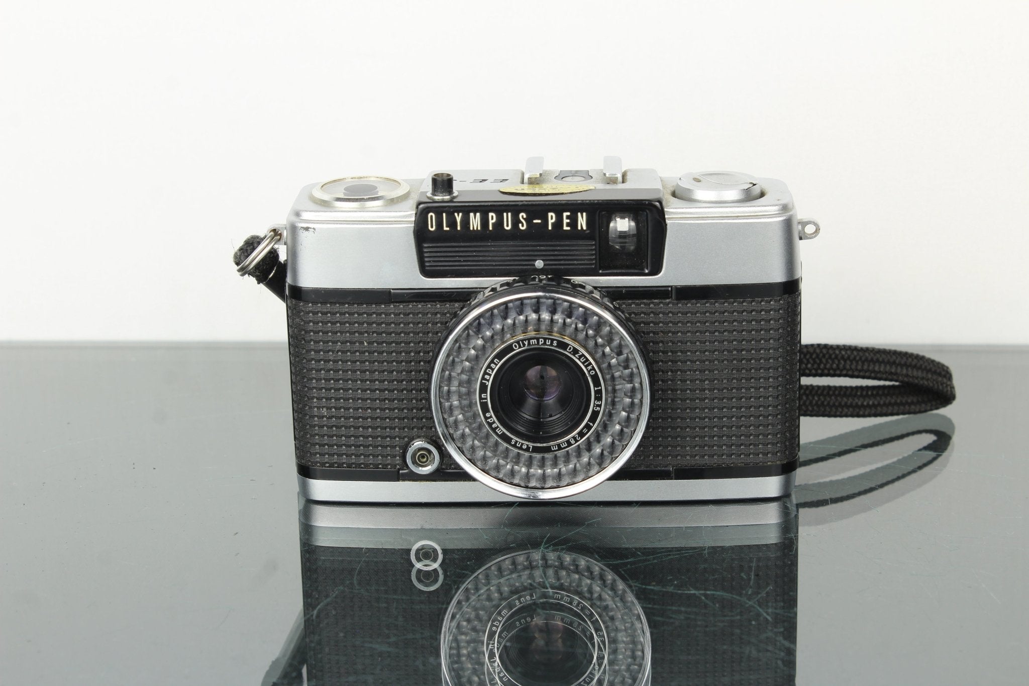 Olympus-Pen EE-3 – Dutch|Thrift