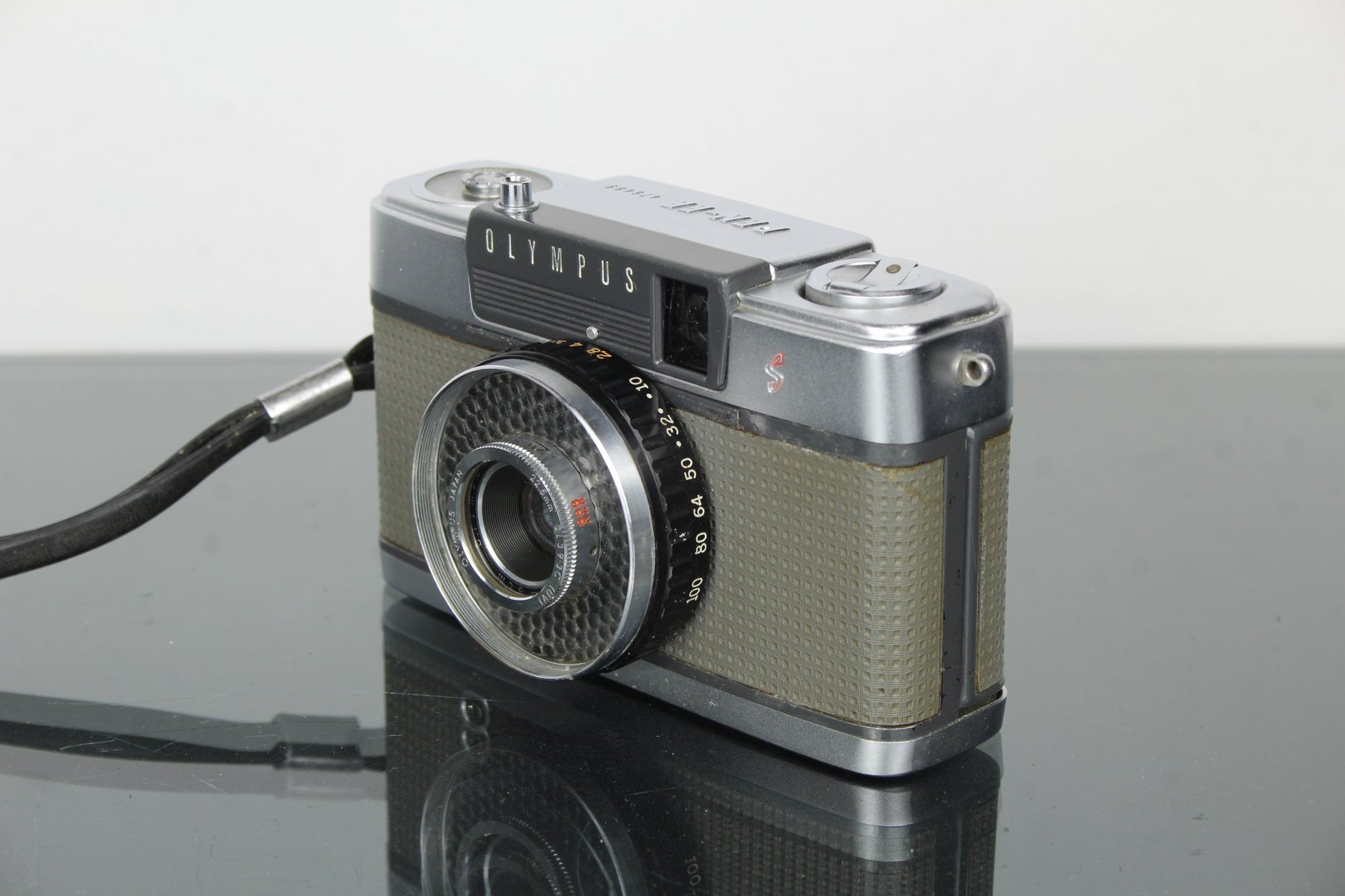 Olympus PEN - EE - Dutch|Thrift