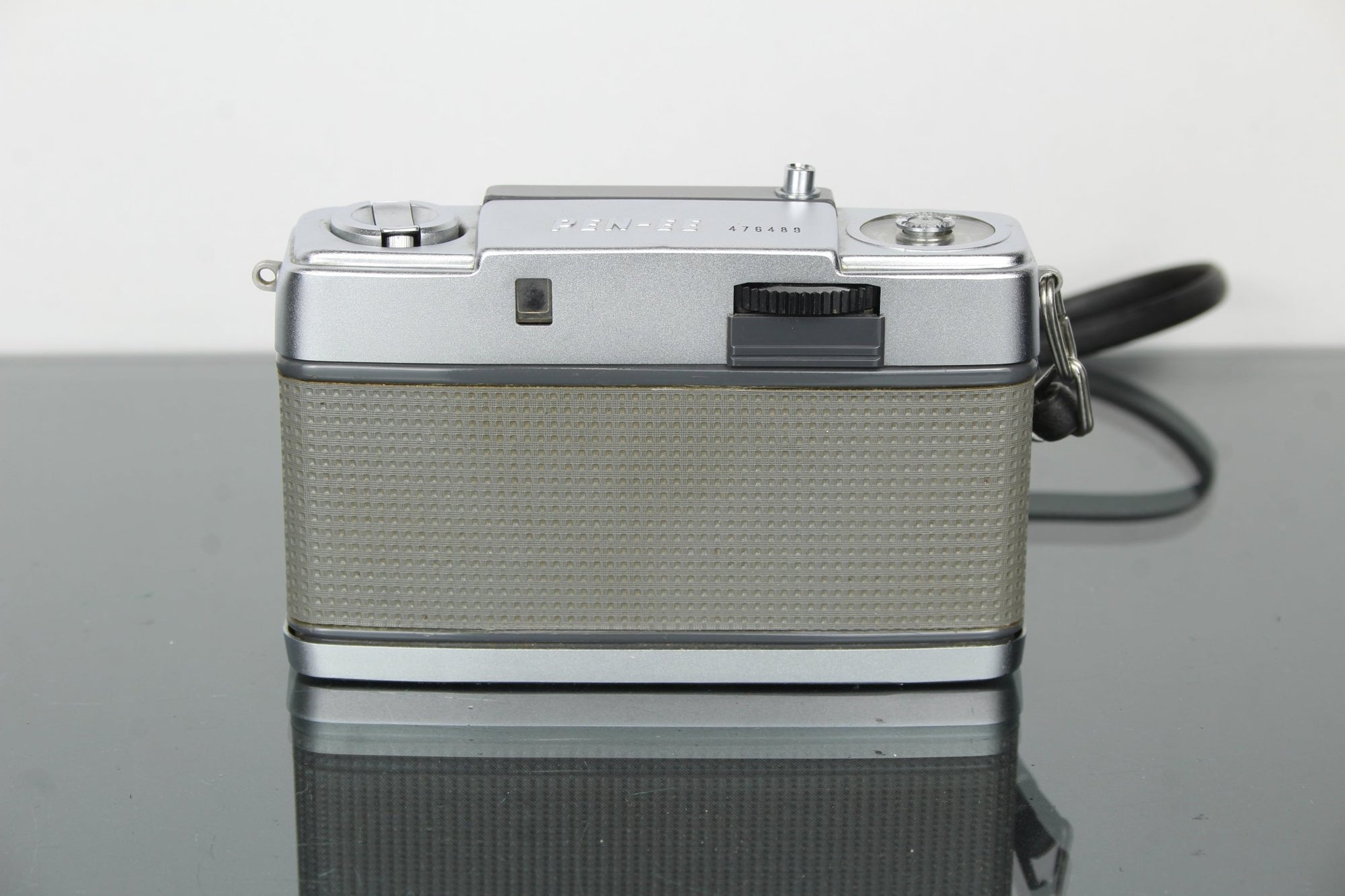 Olympus PEN - EE - Dutch|Thrift