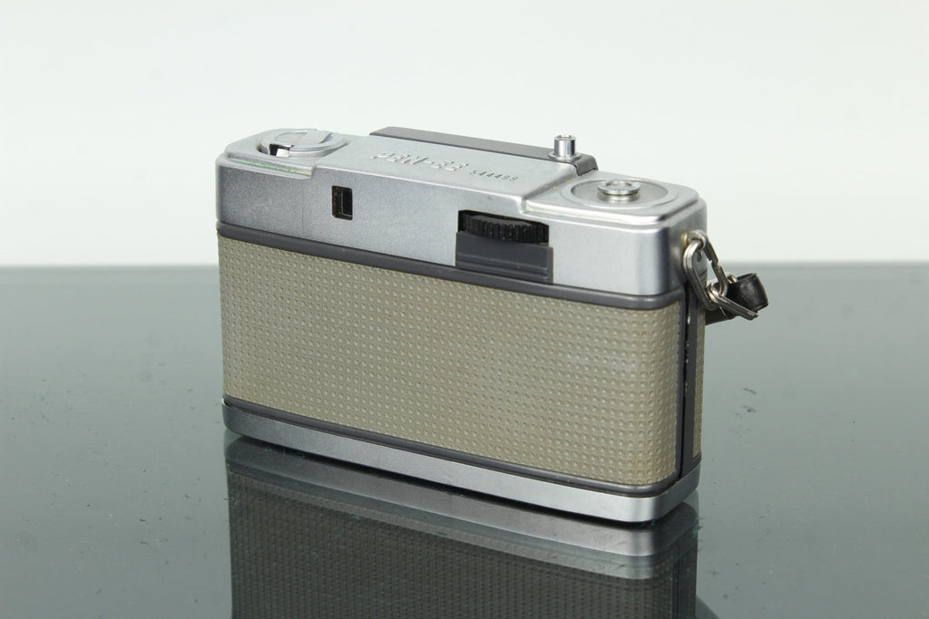 Olympus Pen EE - Dutch|Thrift