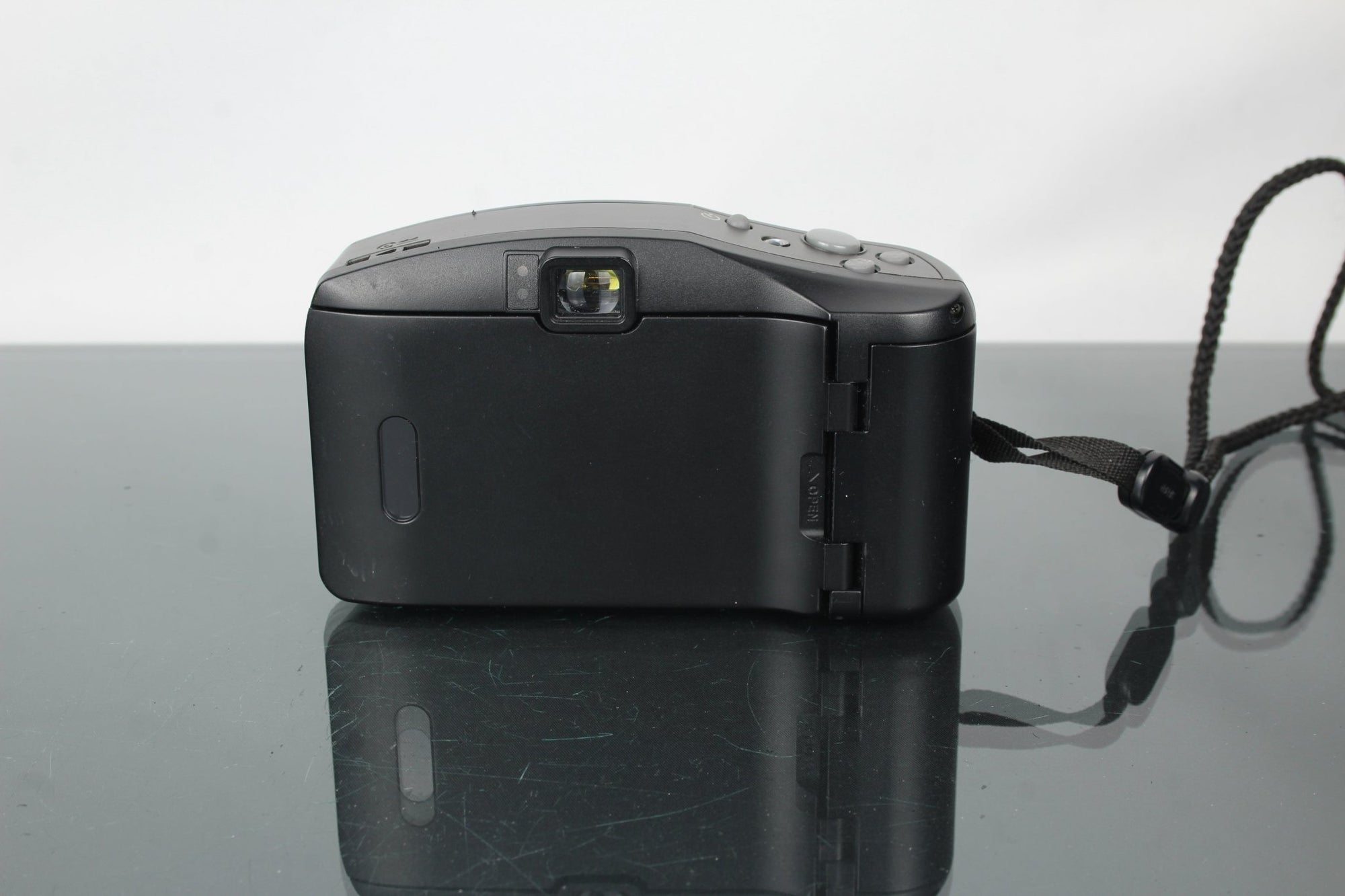 Olympus Superzoom 700BF - Dutch|Thrift