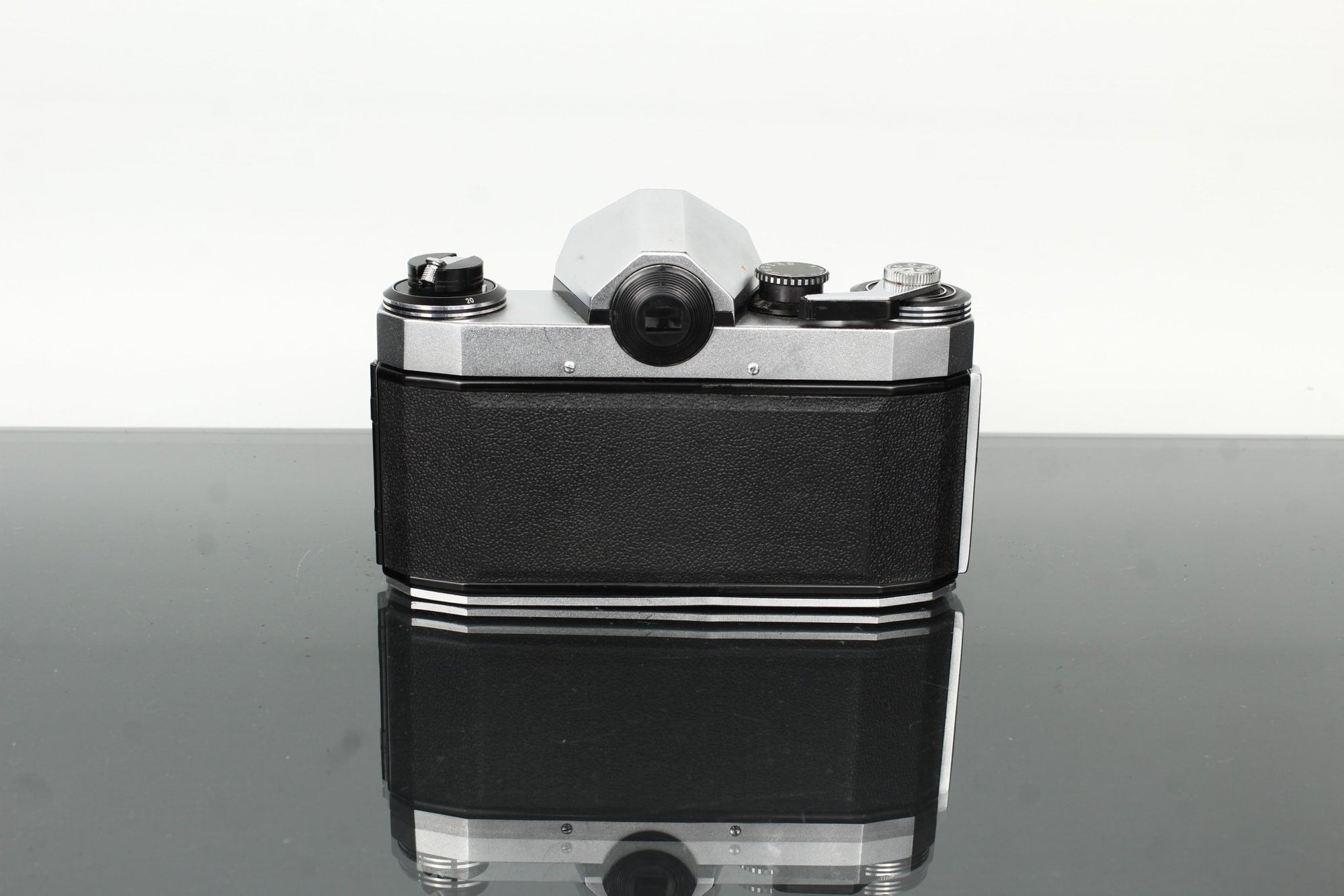 Olympus Trip 35 - Dutch|Thrift