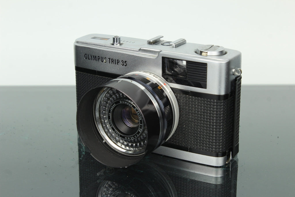 Olympus Trip 35 - Dutch|Thrift