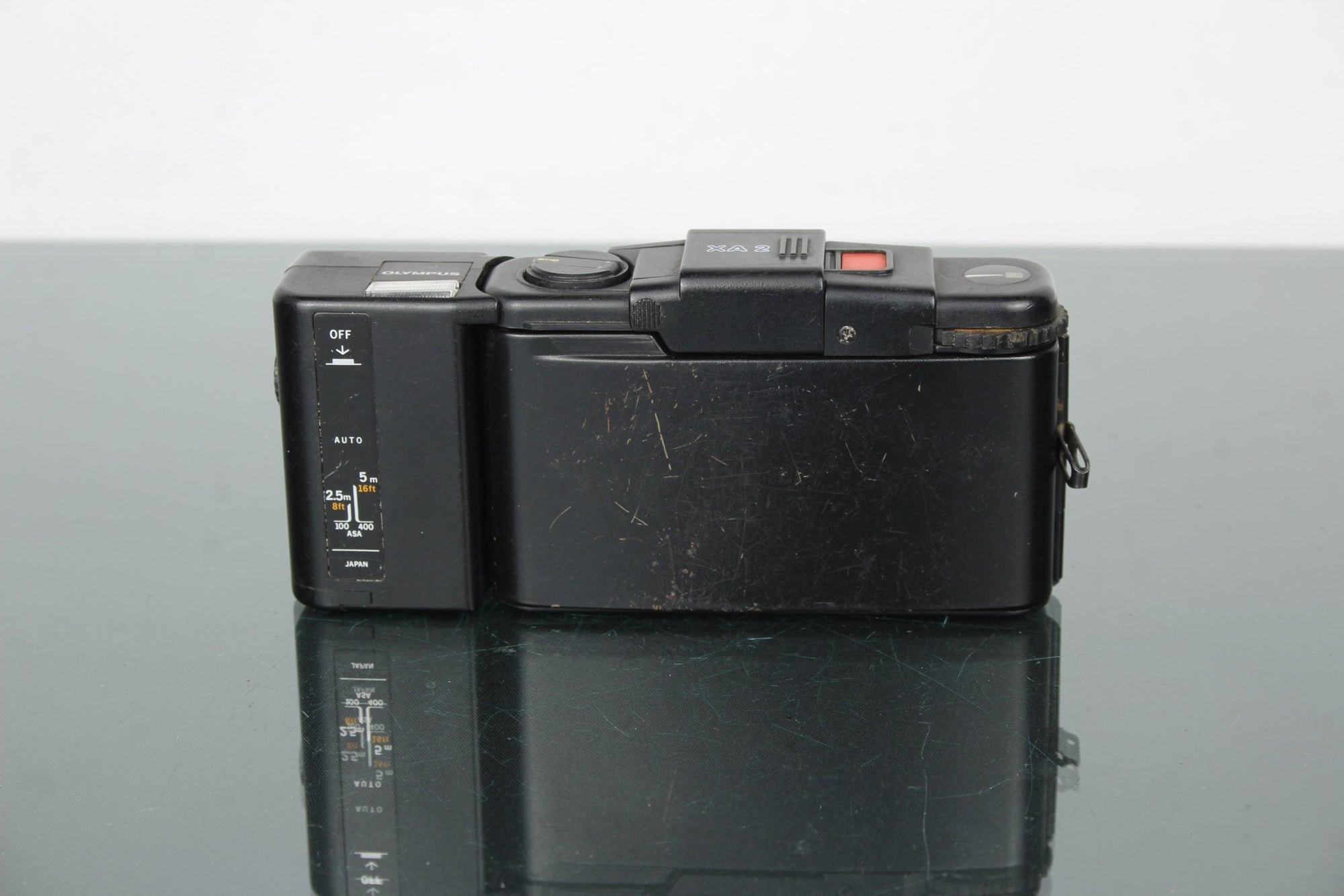 Olympus XA 2 + A11 Flash - Dutch|Thrift