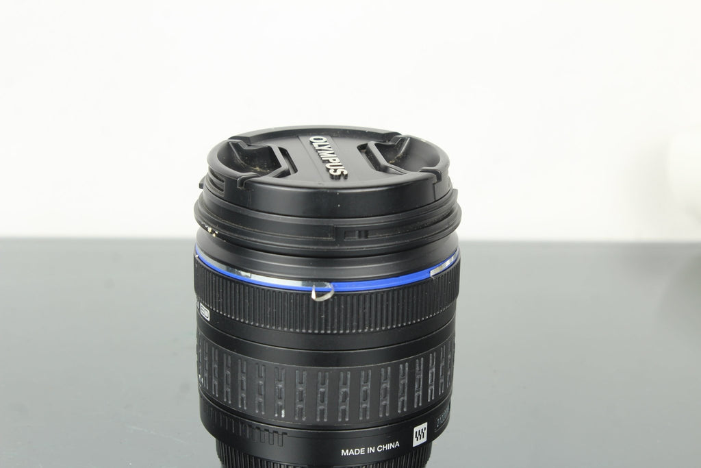 Olympus Zuiko Digital 14 - 42mm 1:3.5 - 5.6 MFT Mount - Dutch|Thrift