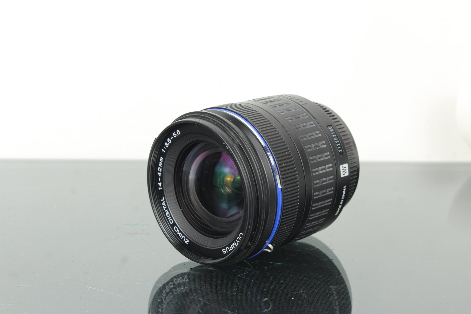Olympus Zuiko Digital 14 - 42mm 1:3.5 - 5.6 MFT Mount - Dutch|Thrift