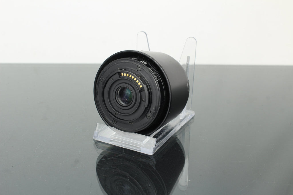 Olympus Zuiko Digital 14 - 42mm f/3.5 - 5.6 - Dutch|Thrift