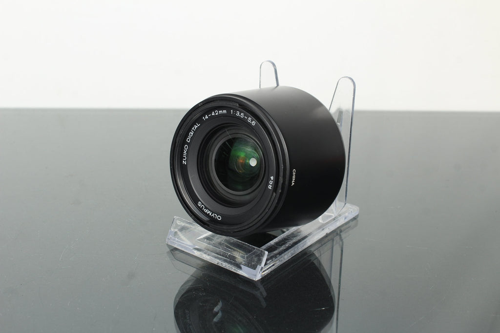 Olympus Zuiko Digital 14 - 42mm f/3.5 - 5.6 - Dutch|Thrift