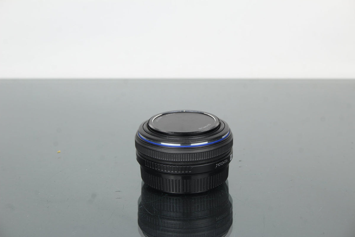 Olympus Zuiko Digital 25mm 1:2.8 4/3 mount - Dutch|Thrift