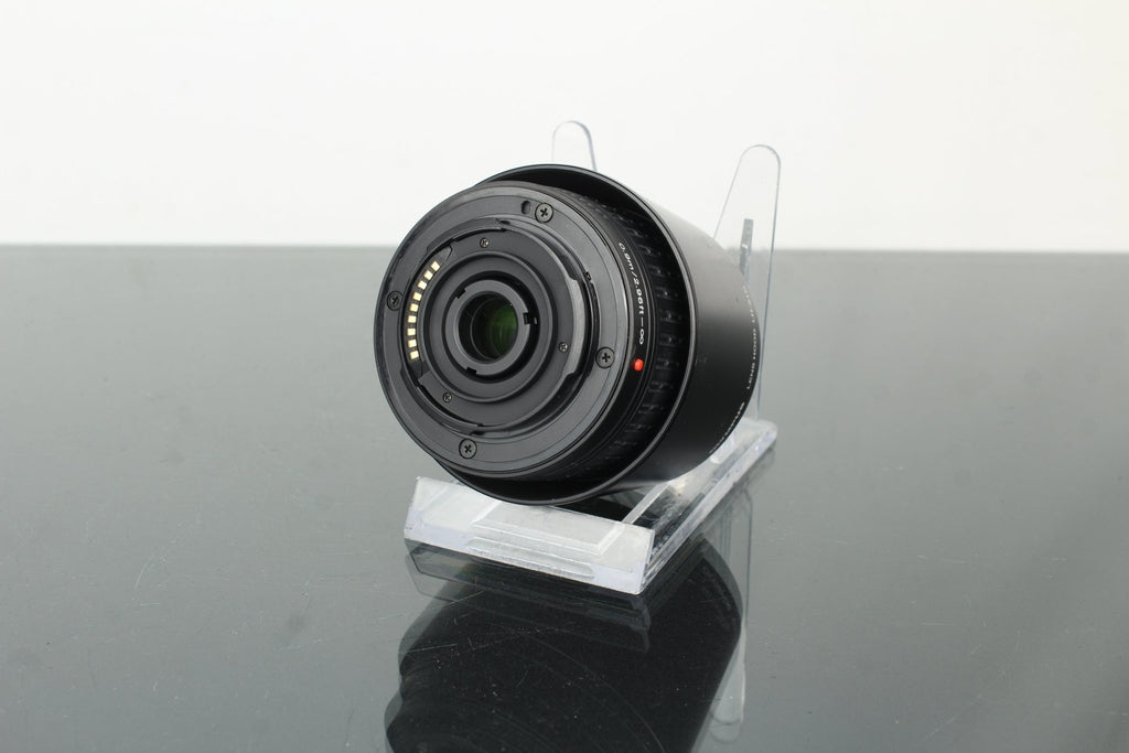 Olympus ZUIKO DIGITAL 40 - 150mm 1:4 - 5.6 - Dutch|Thrift