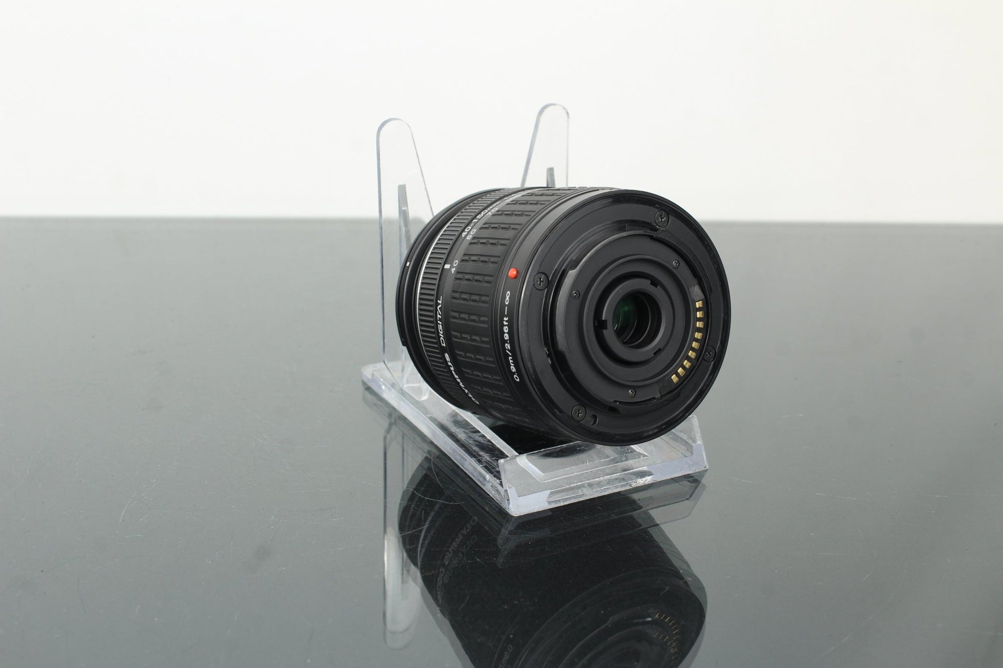 Olympus ZUIKO DIGITAL 40 - 150mm f/4 - 5.6 - Dutch|Thrift