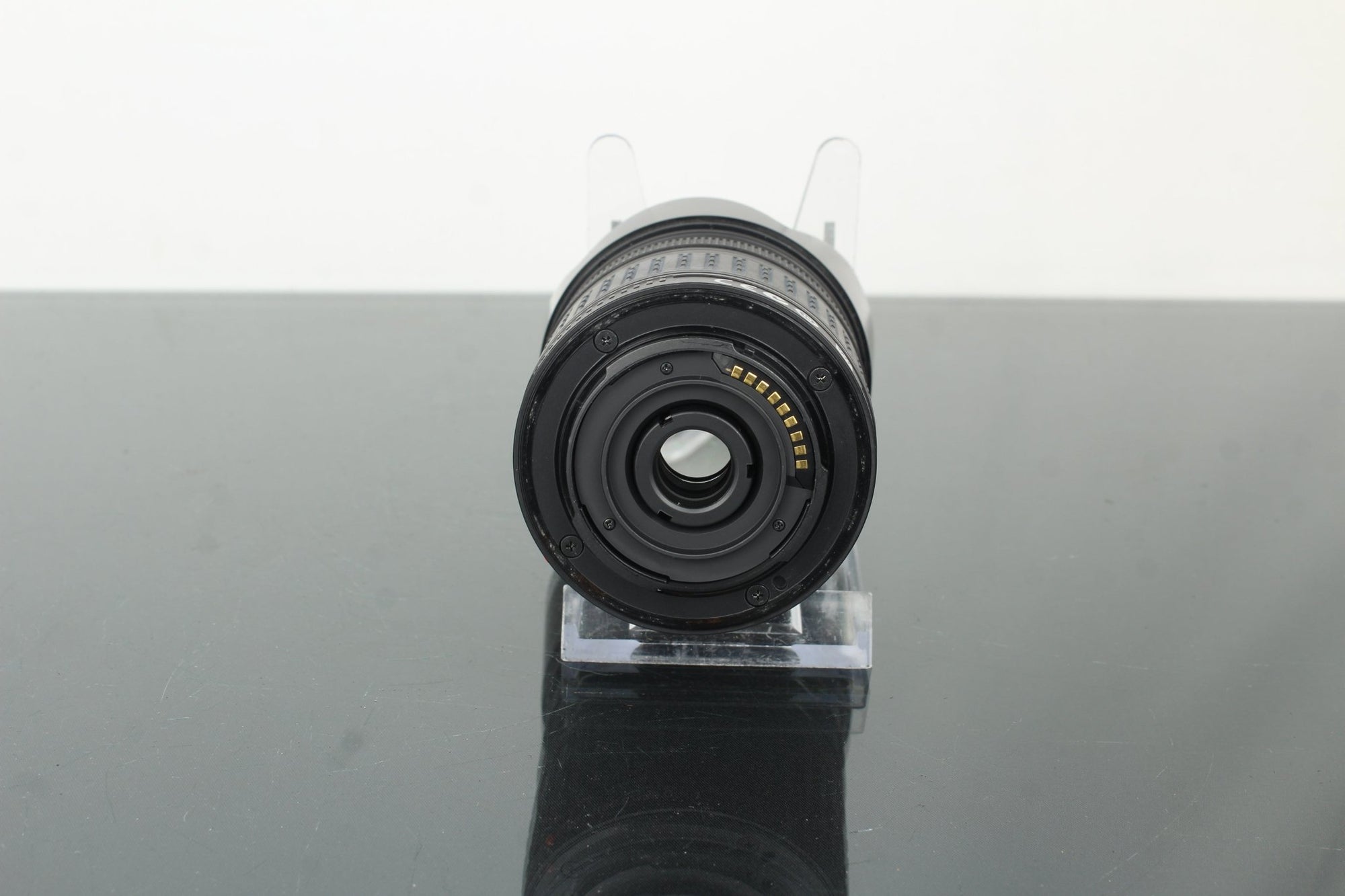 Olympus Zuiko Digital ED 40 - 150mm f/4 - 5.6 - Dutch|Thrift