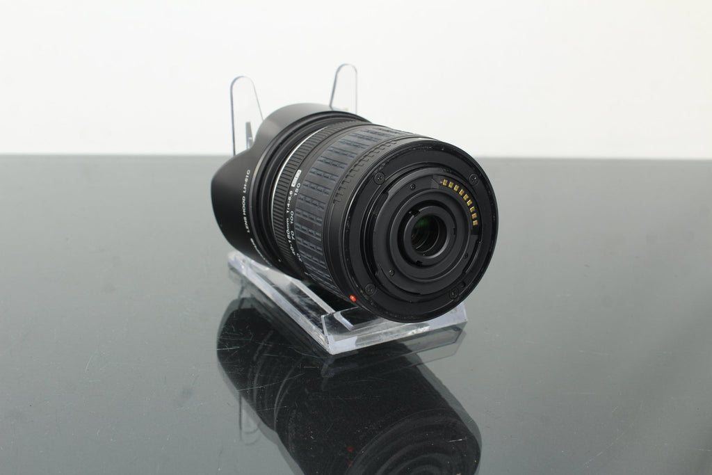 Olympus Zuiko Digital ED 40 - 150mm f/4 - 5.6 - Dutch|Thrift
