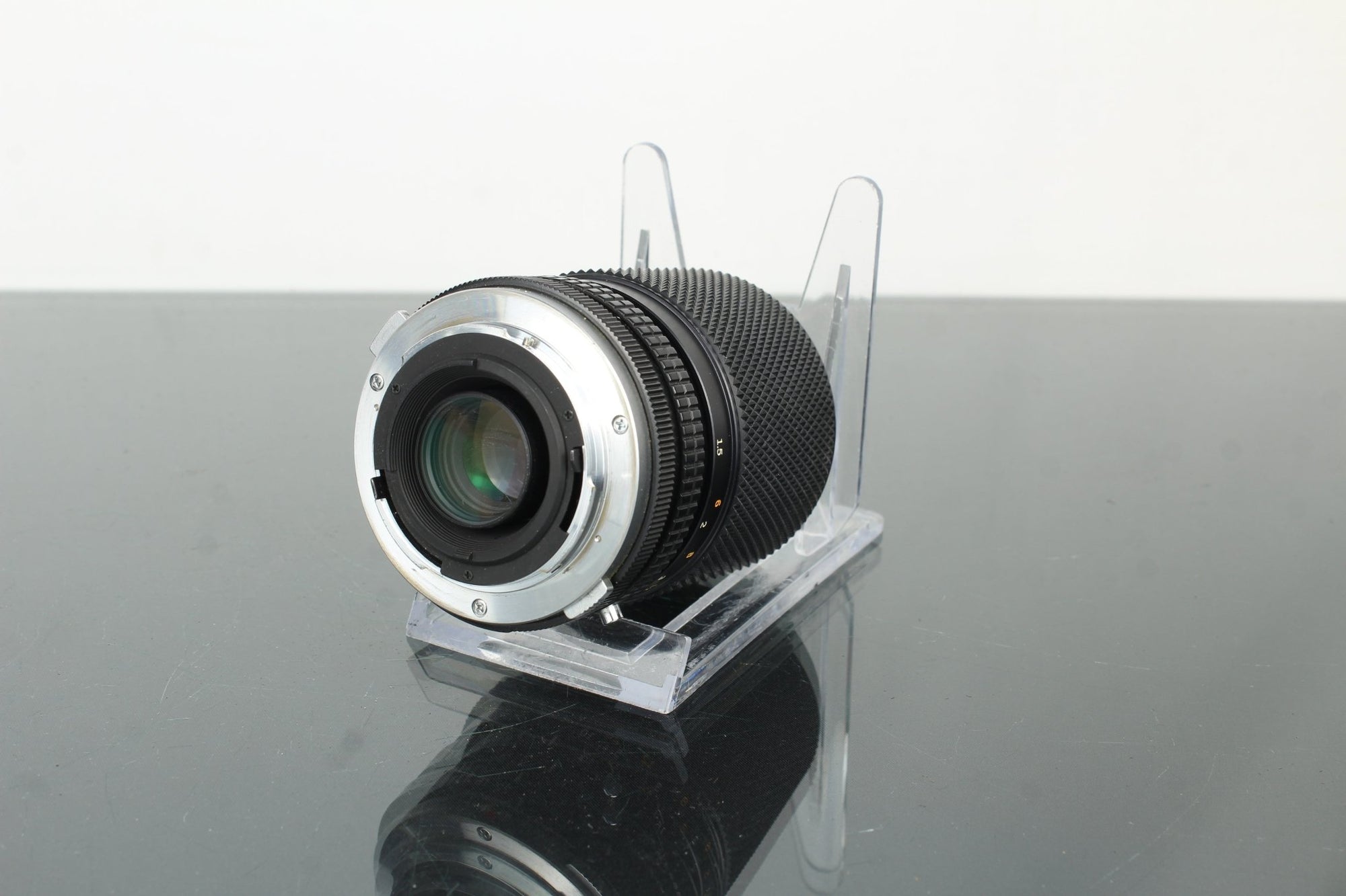 Olympus Zuiko OM 35 - 105mm f/3.5 - 4.5 Auto - Zoom Camera Lens - Dutch|Thrift