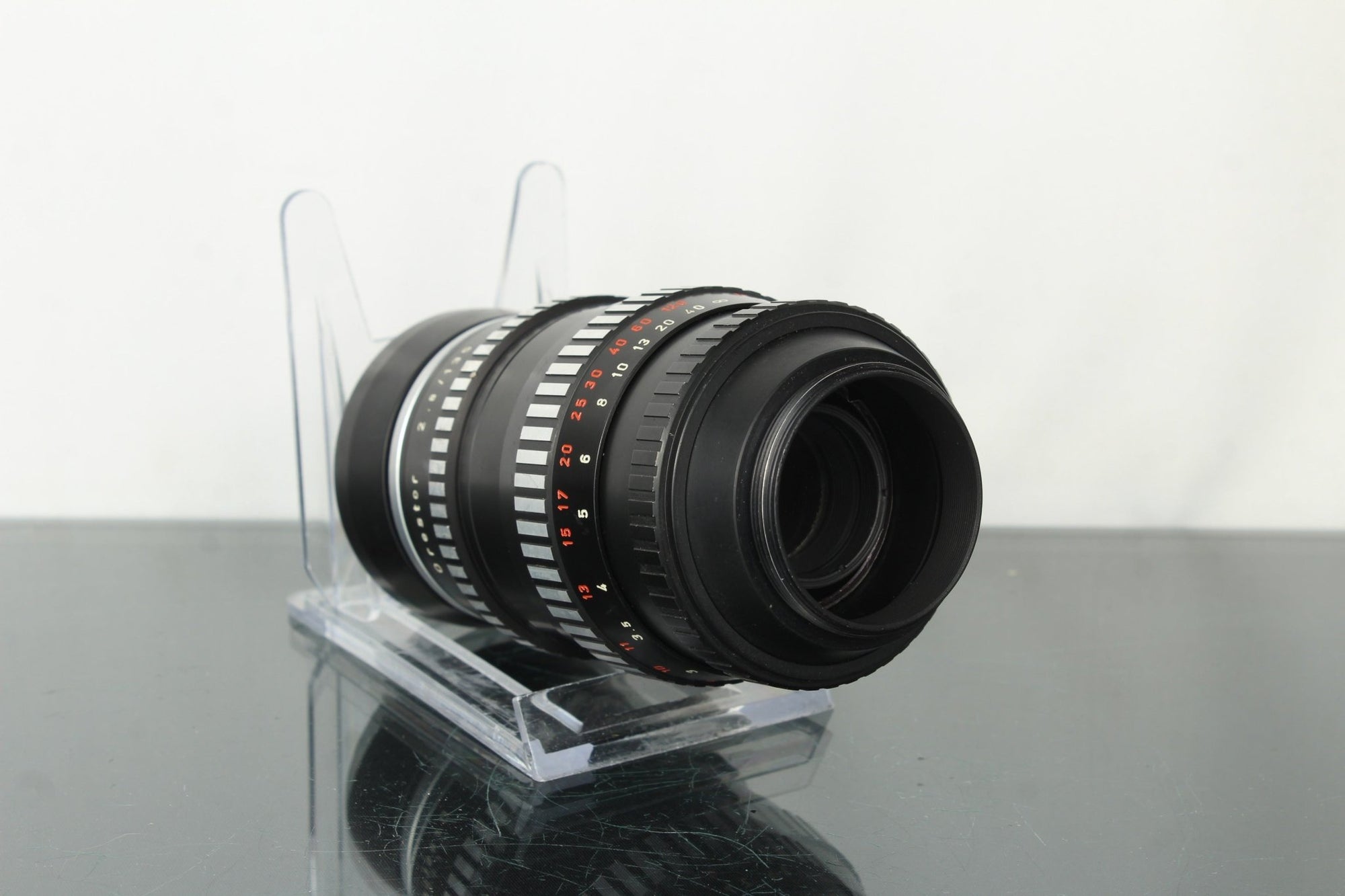 Orestor 2.8/135 - Dutch|Thrift