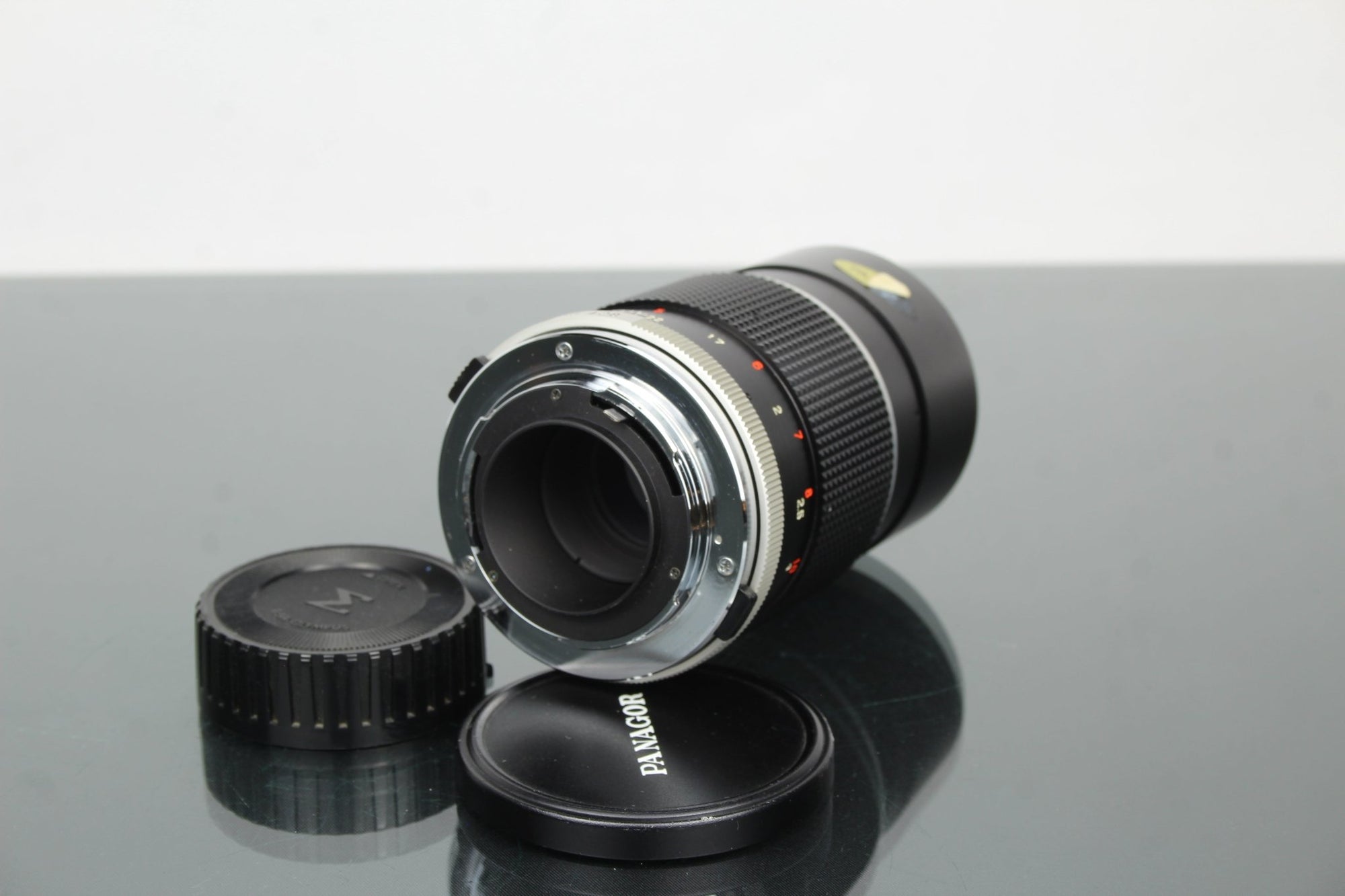 Panagor 135mm 1:2.8 OM Mount - Dutch|Thrift