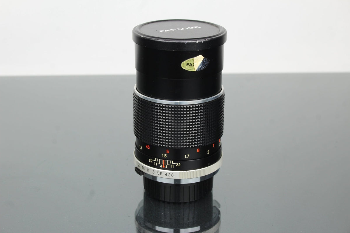 Panagor 135mm 1:2.8 OM Mount - Dutch|Thrift