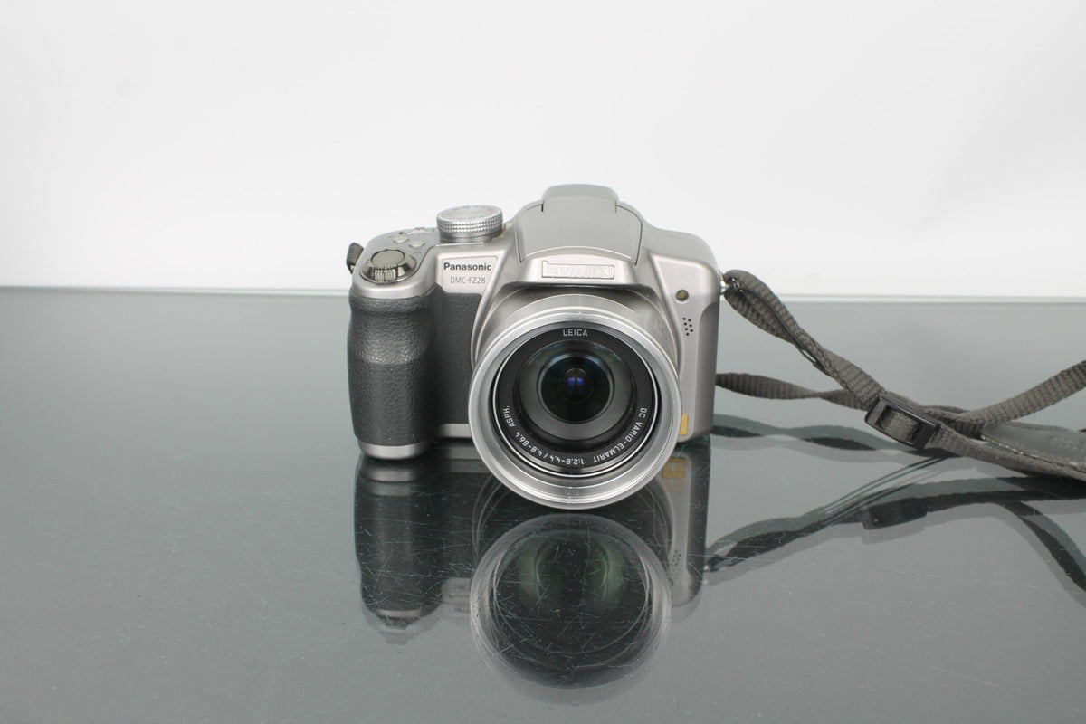 Panasonic FZ28 - Dutch|Thrift