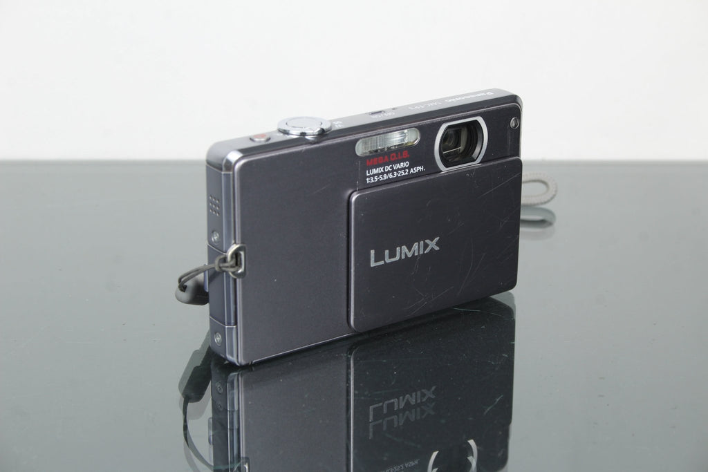 Panasonic Lumix DMC - FP3 - Dutch|Thrift