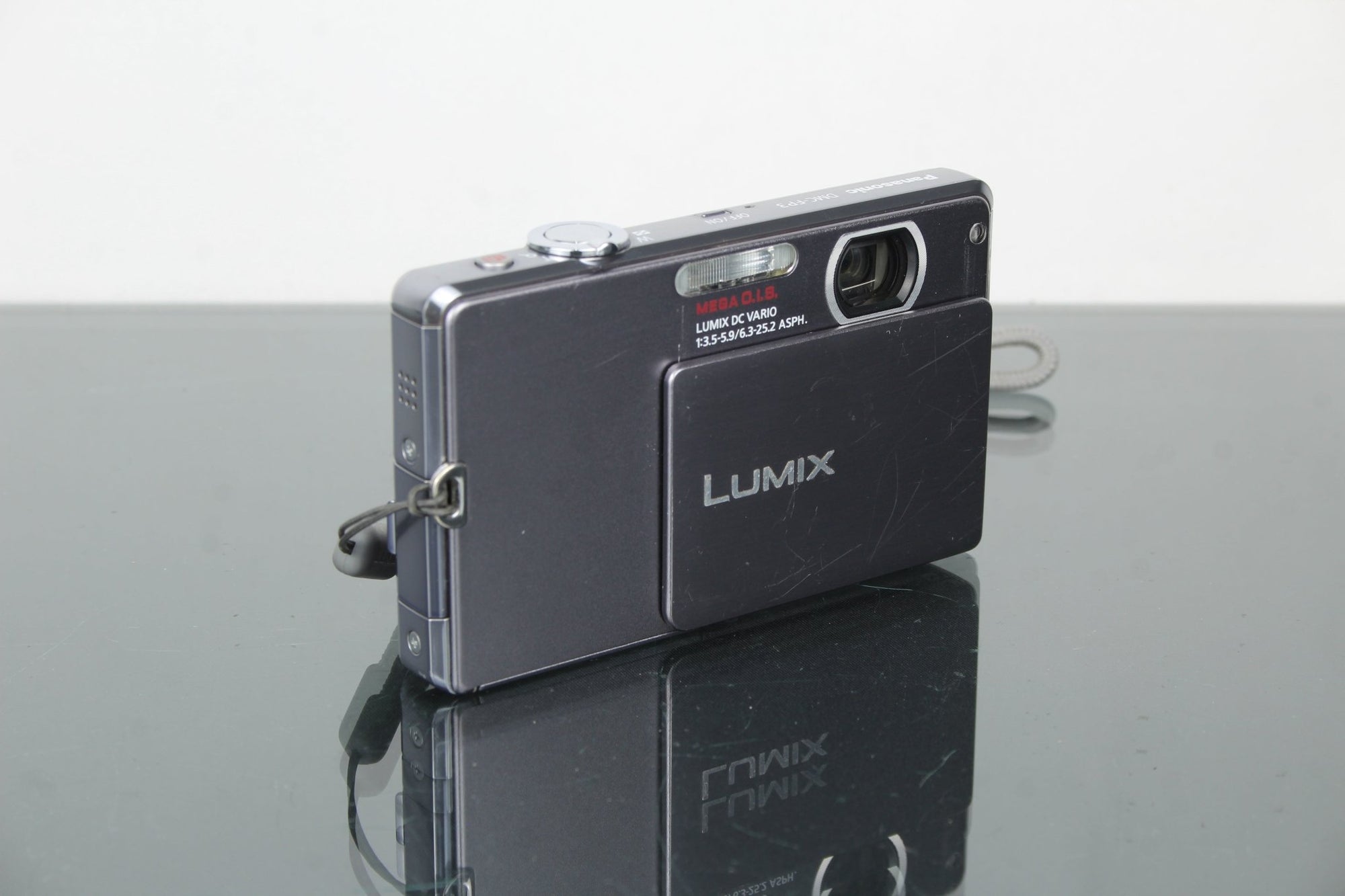 Panasonic Lumix DMC - FP3 - Dutch|Thrift