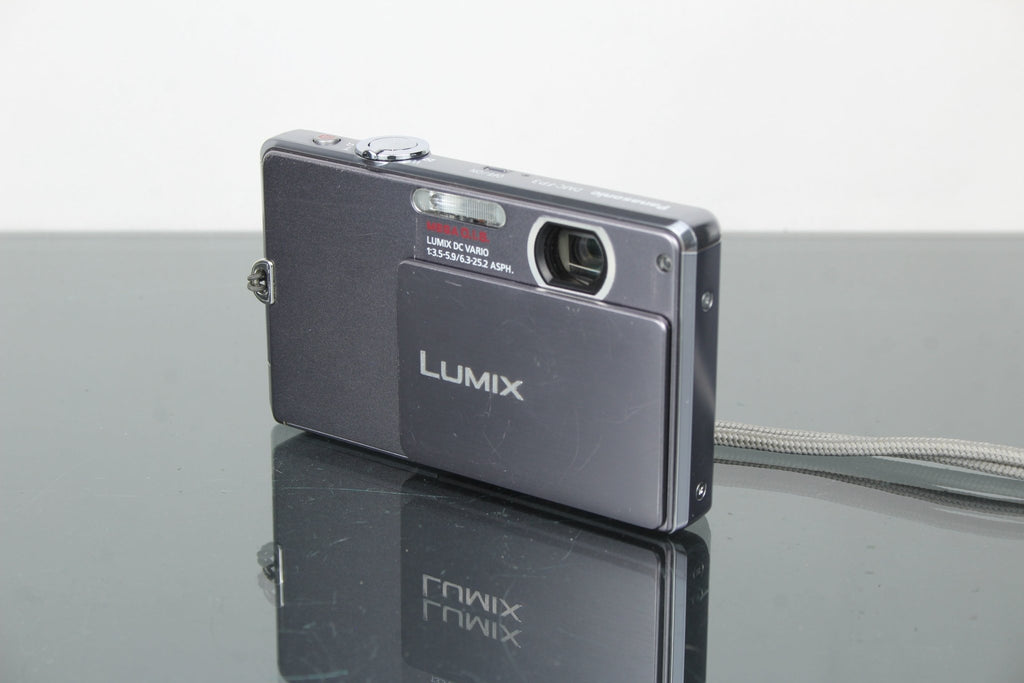 Panasonic Lumix DMC - FP3 - Dutch|Thrift