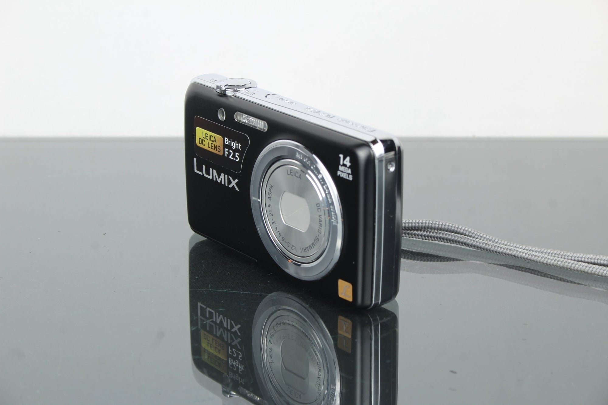 Panasonic Lumix DMC - FS40 - Dutch|Thrift