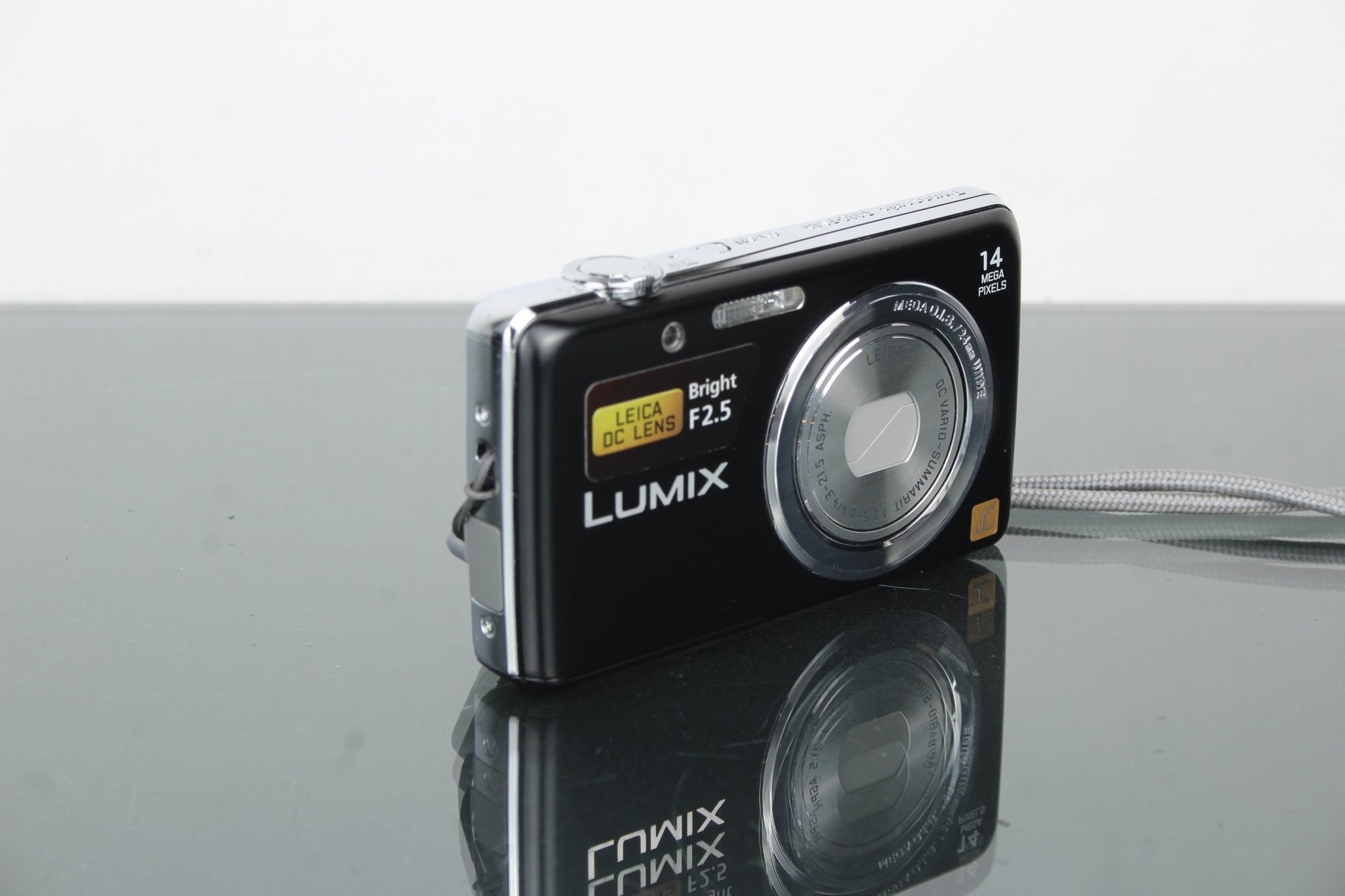 Panasonic Lumix DMC - FS40 - Dutch|Thrift