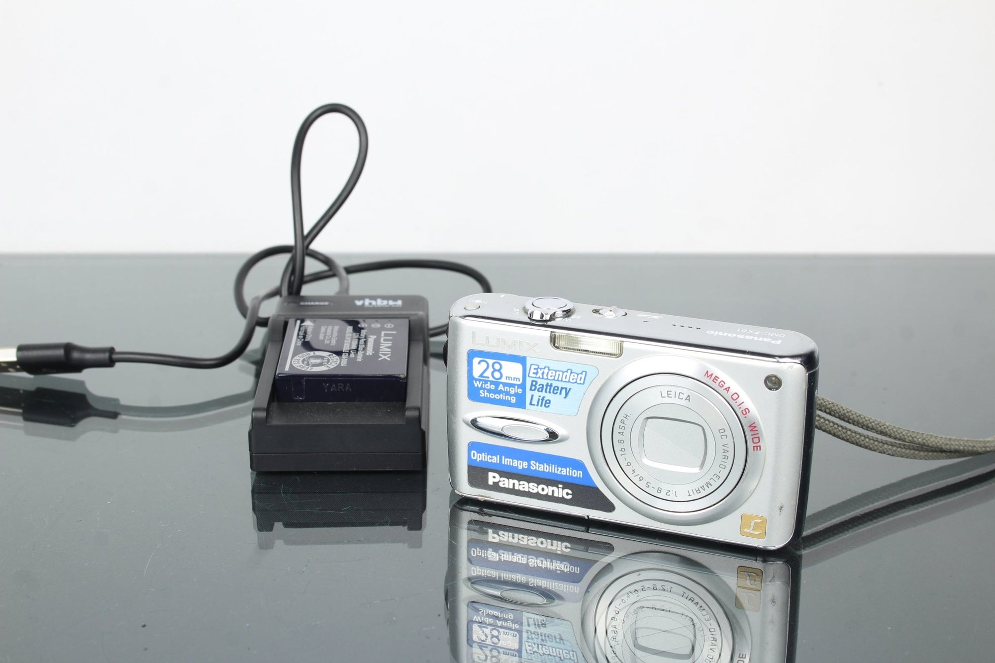 Panasonic Lumix DMC - FX01 - Dutch|Thrift