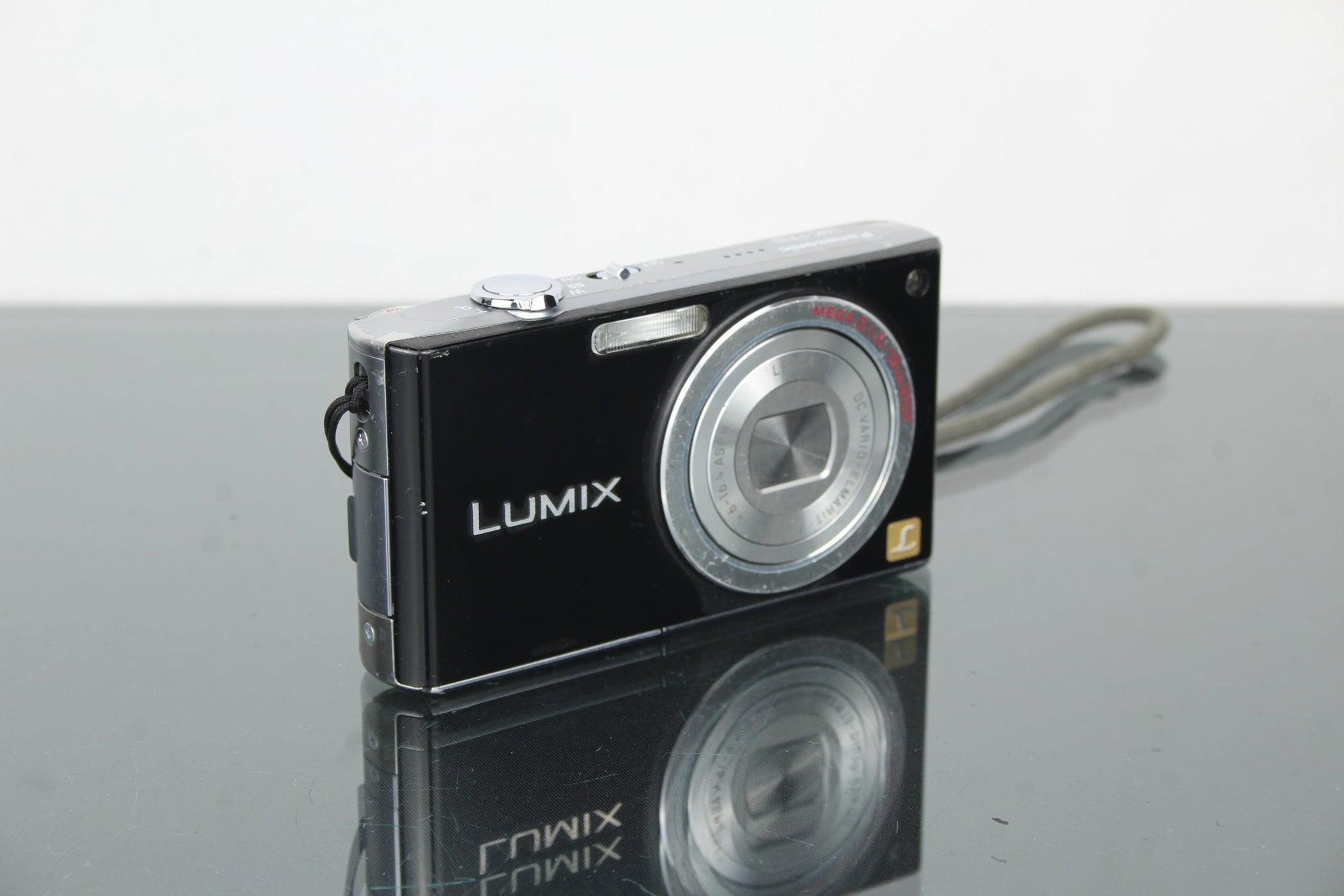 Panasonic Lumix DMC - FX33 - Dutch|Thrift