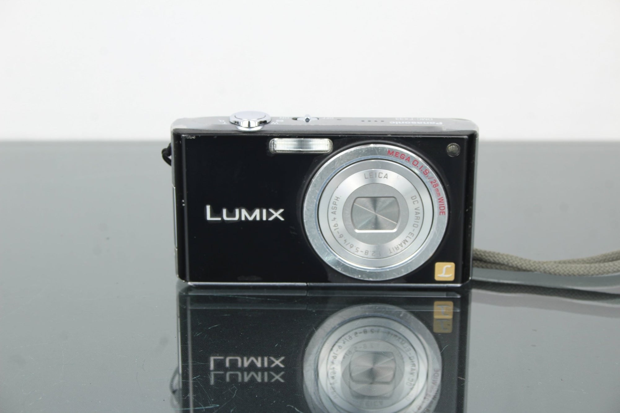 Panasonic Lumix DMC - FX33 - Dutch|Thrift