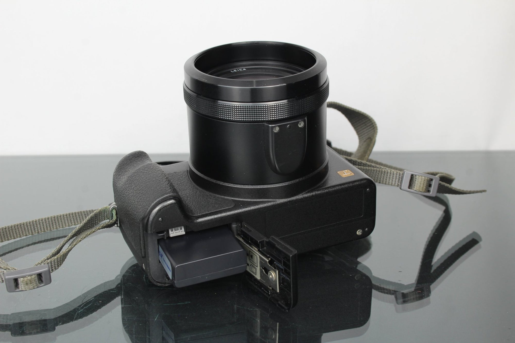 Panasonic Lumix DMC - FZ10 - Dutch|Thrift