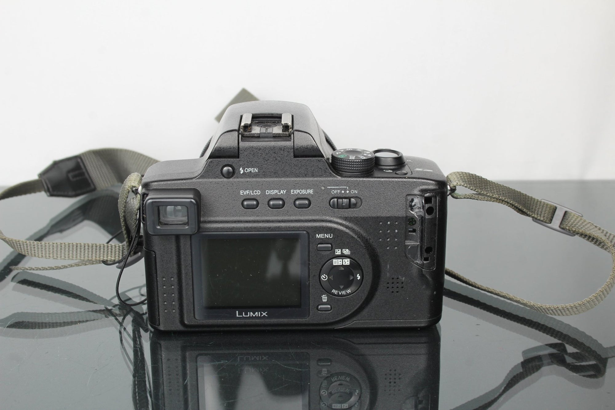 Panasonic Lumix DMC - FZ10 - Dutch|Thrift