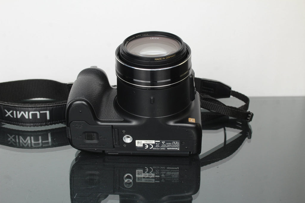 Panasonic Lumix DMC - FZ200 - Dutch|Thrift