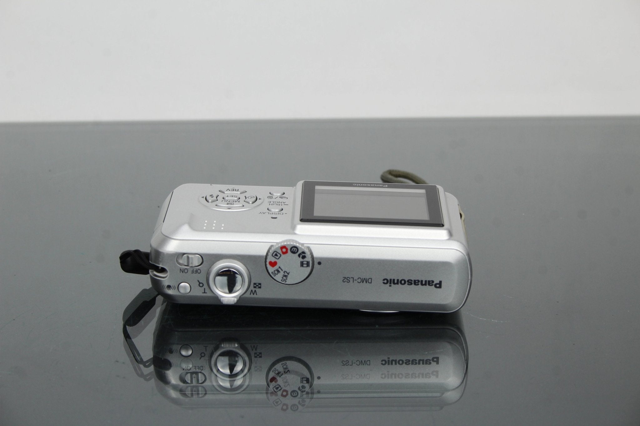 Panasonic LUMIX DMC-LS2 デジカメ a4276 Panasonic DMC-LS2: Digital Photography Review